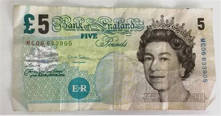 Are old paper 5 pounds still legal?