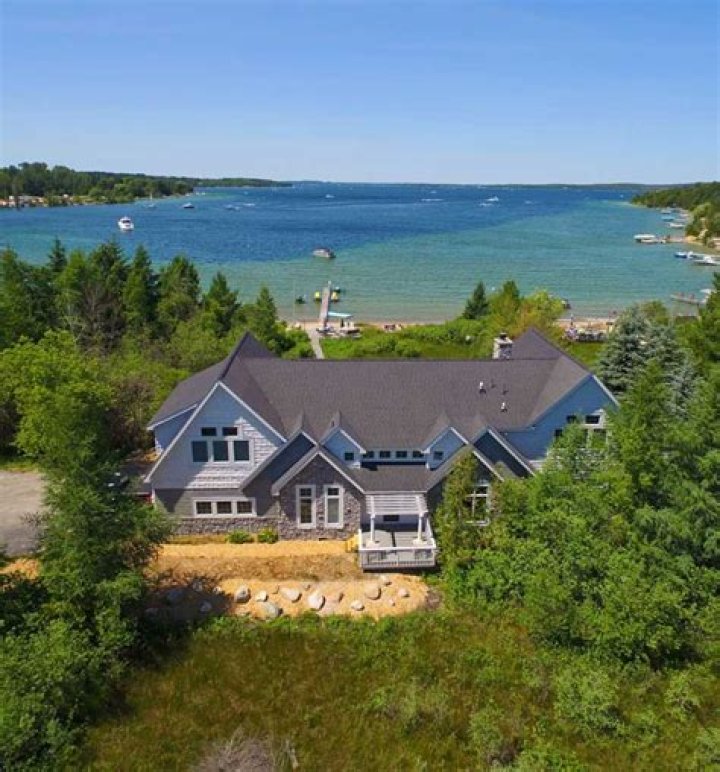 Are vacation rentals allowed in northern Michigan?