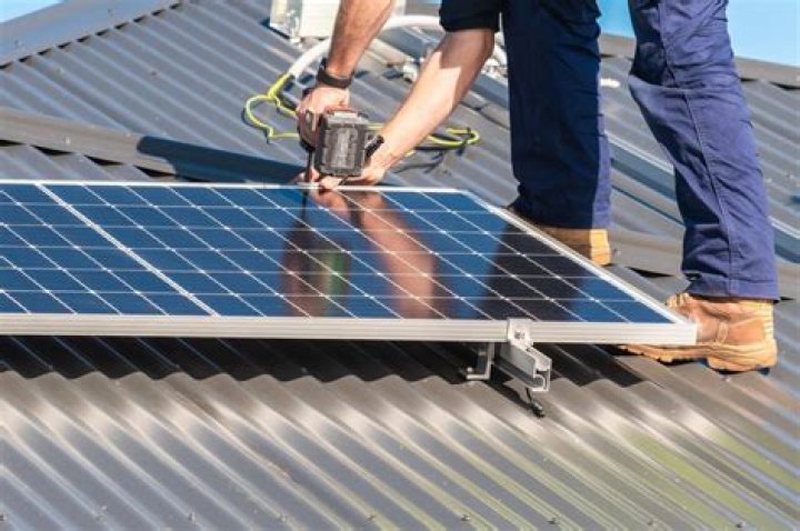 Can I get paid to install solar panels?