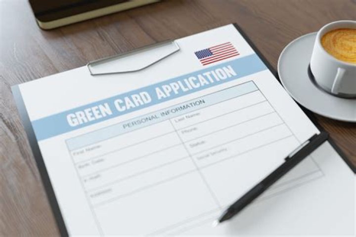 Can L2 apply for green card?