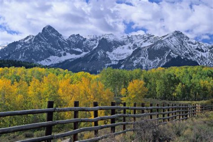 Do you have to live in Colorado to work for the state?