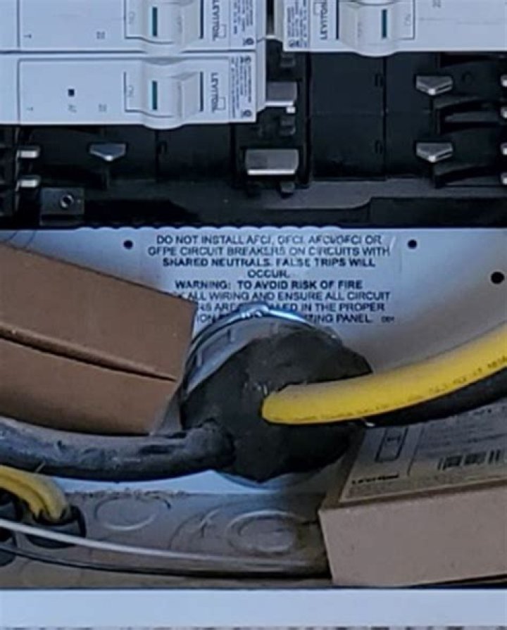 How do you elect a cash basis?