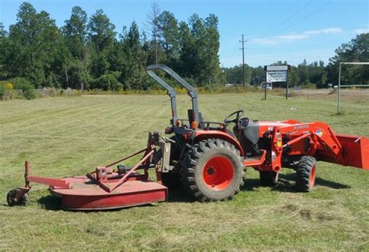 How much does it cost to rent a tractor and brush hog?