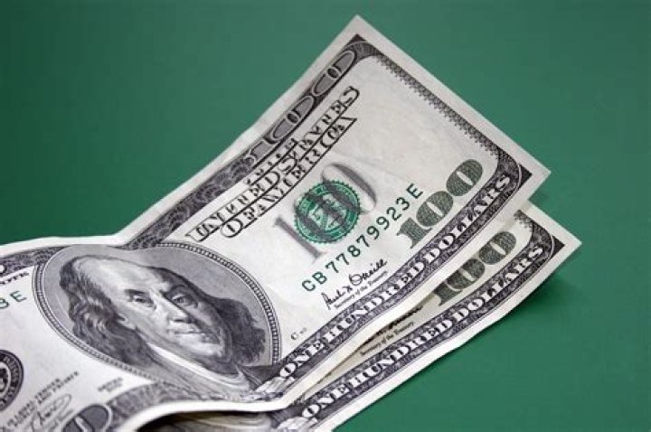 Is dollar green a color?