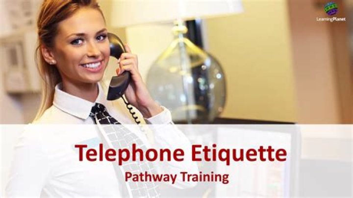 What does the telephone etiquette say about answering the phone?