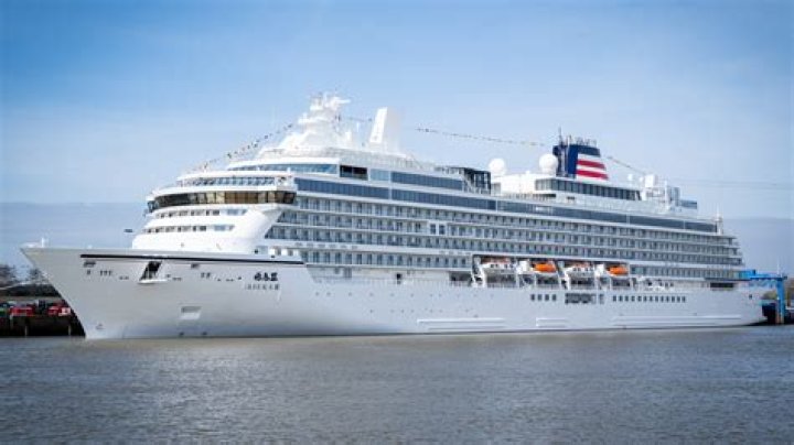 What is the only US flagged cruise ship?