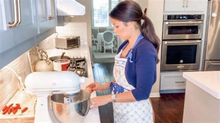 What occupation is homemaker?