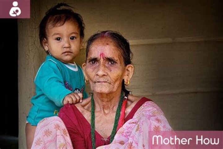 Who is the oldest mother to give birth?